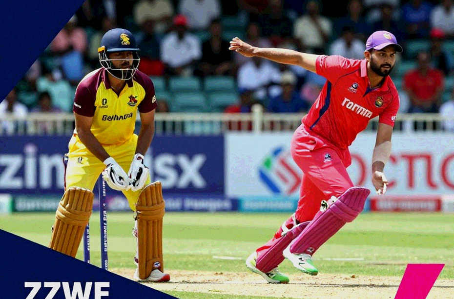 সাইম আয়ুবের গোড়ালি নয়, প্রশ্নটা ছিল বাঁহাতি কোণের — পাকিস্তানের ওয়ানডে স্কোয়াডে যে ফাঁকটা কেউ পড়ল না